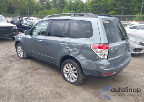 2012 Subaru Forester 2.5X Premium из США, поврежденный, VIN JF2SHADC6CH446639